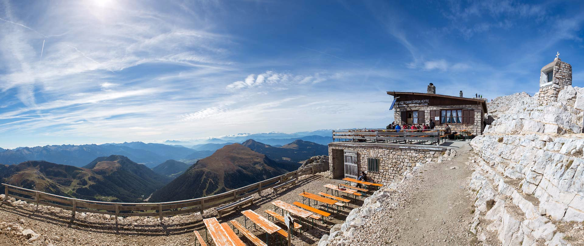 The Pisa Hütte mountain hut on the Latemar 